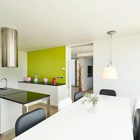 Oliveira House *