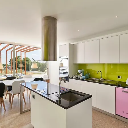 Oliveira House